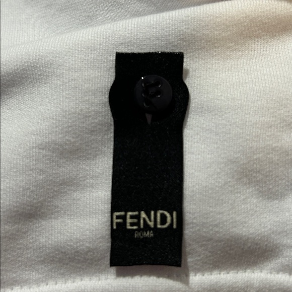 FENDI - Picture 5 of 5